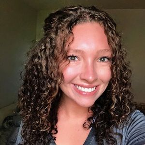 Meet your Posher, Gwen